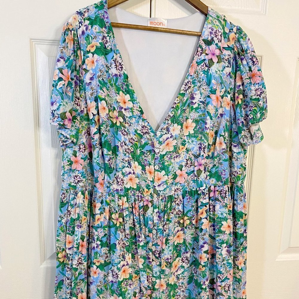Moon Collection - Hibiscus floral Dress - Picture 2 of 9